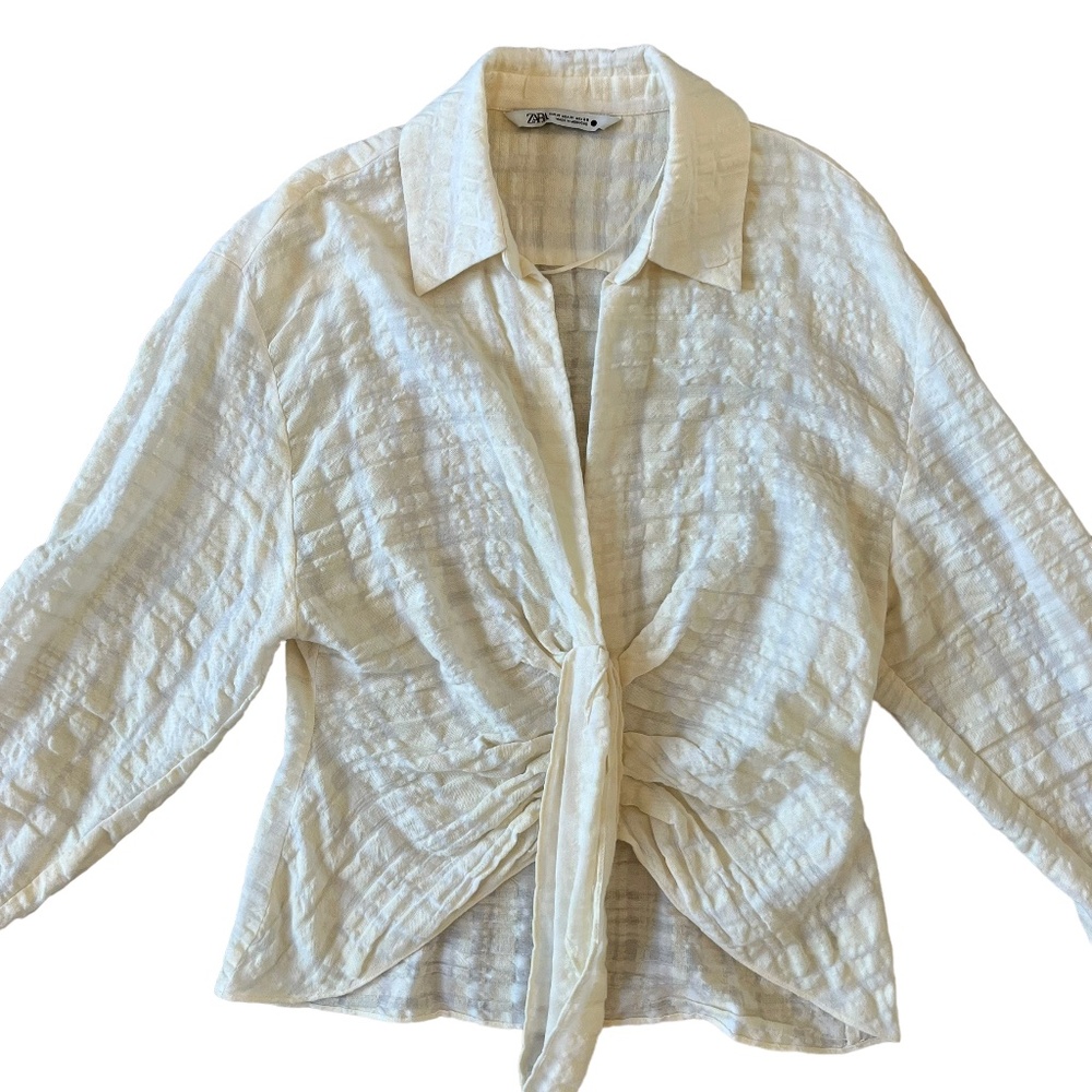 Zara Off White V-Neck Textured Button Down Faux Front Knot Shirt Size Medium